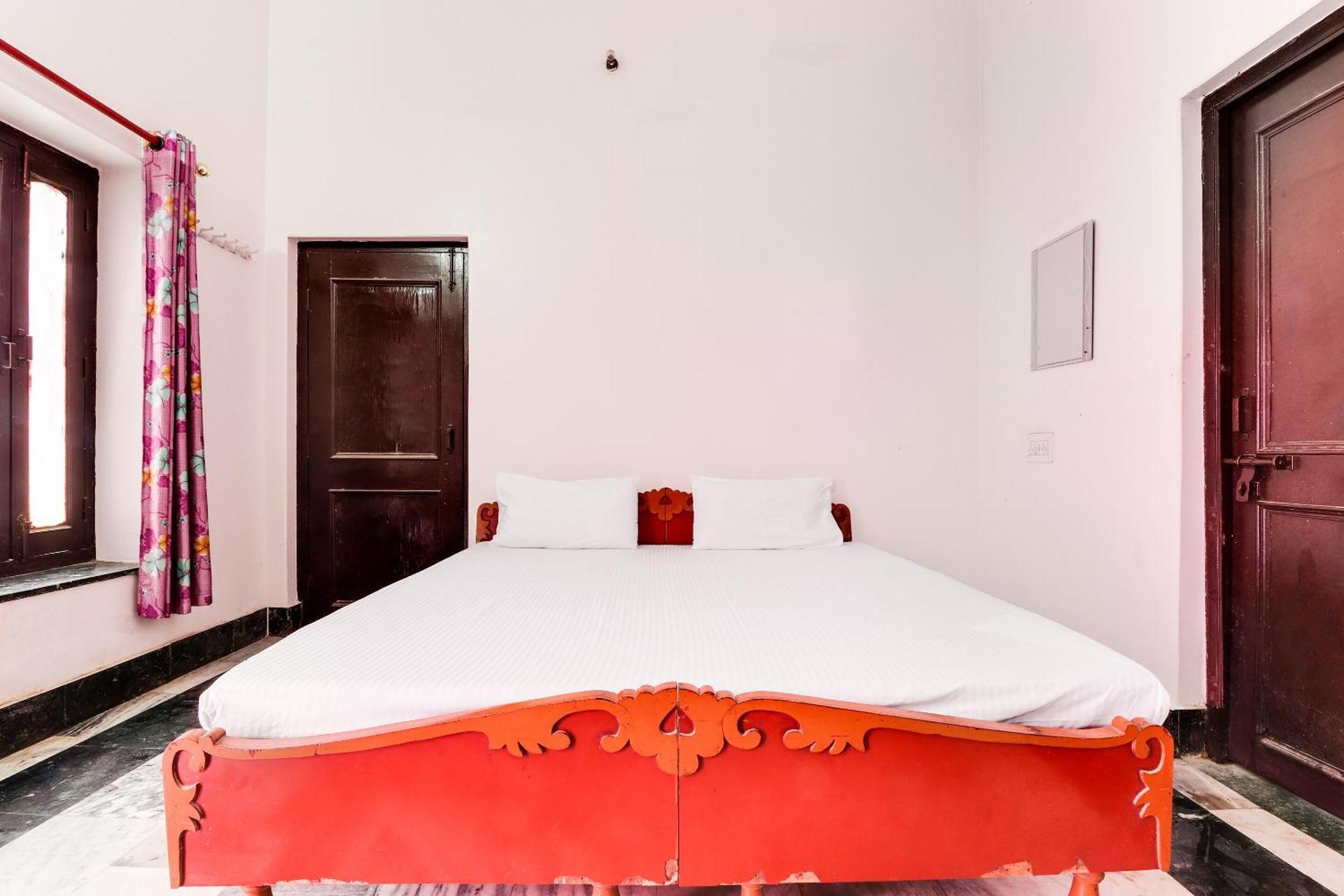 Hotel O Hanuman Bagh Ayodhya ภายนอก รูปภาพ