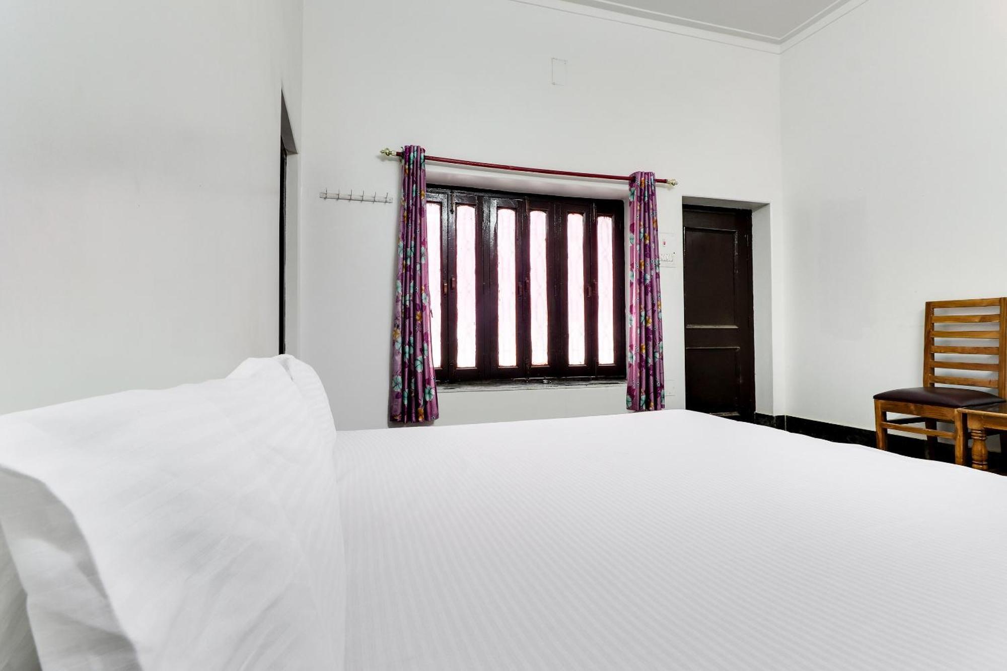 Hotel O Hanuman Bagh Ayodhya ภายนอก รูปภาพ
