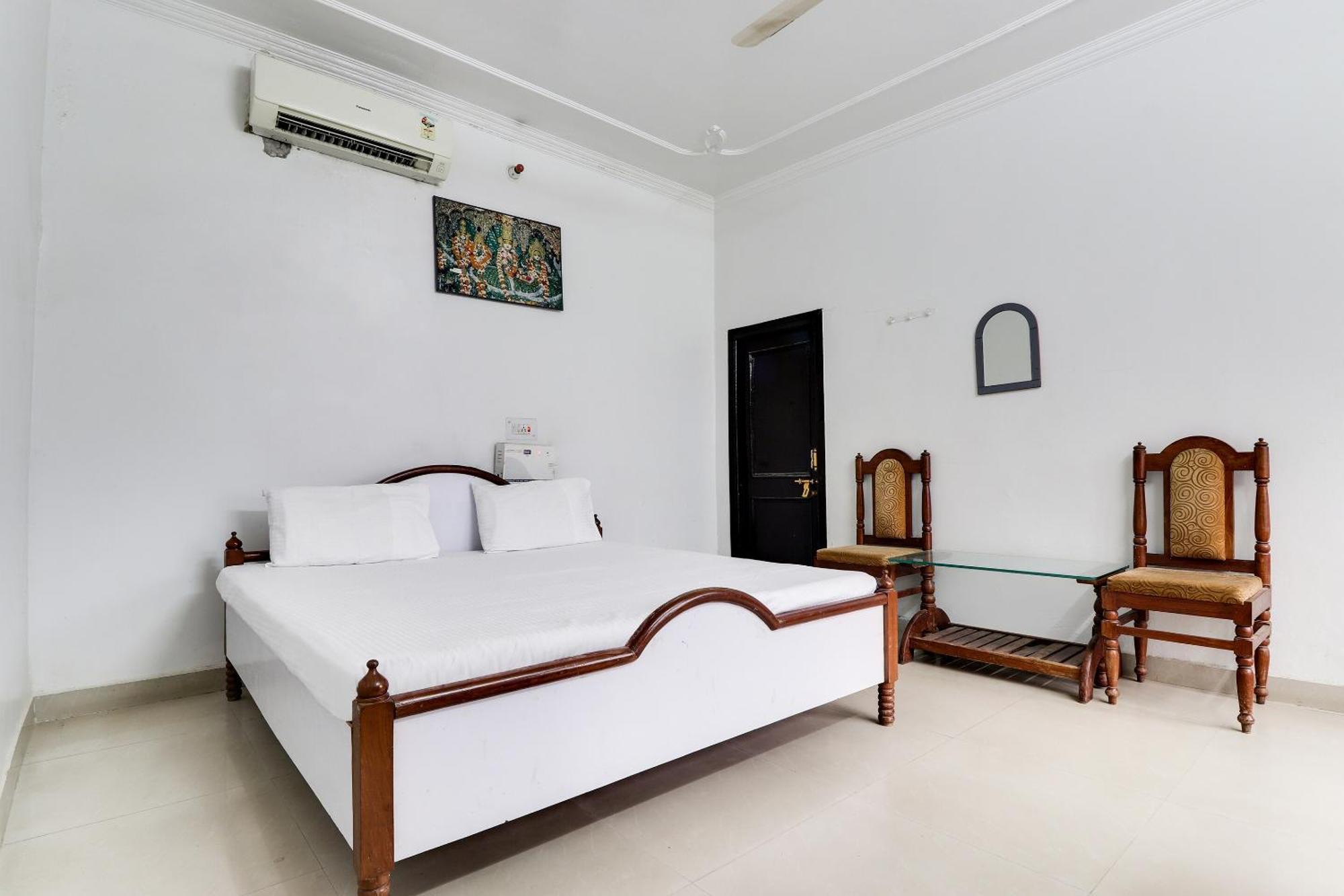 Hotel O Hanuman Bagh Ayodhya ภายนอก รูปภาพ