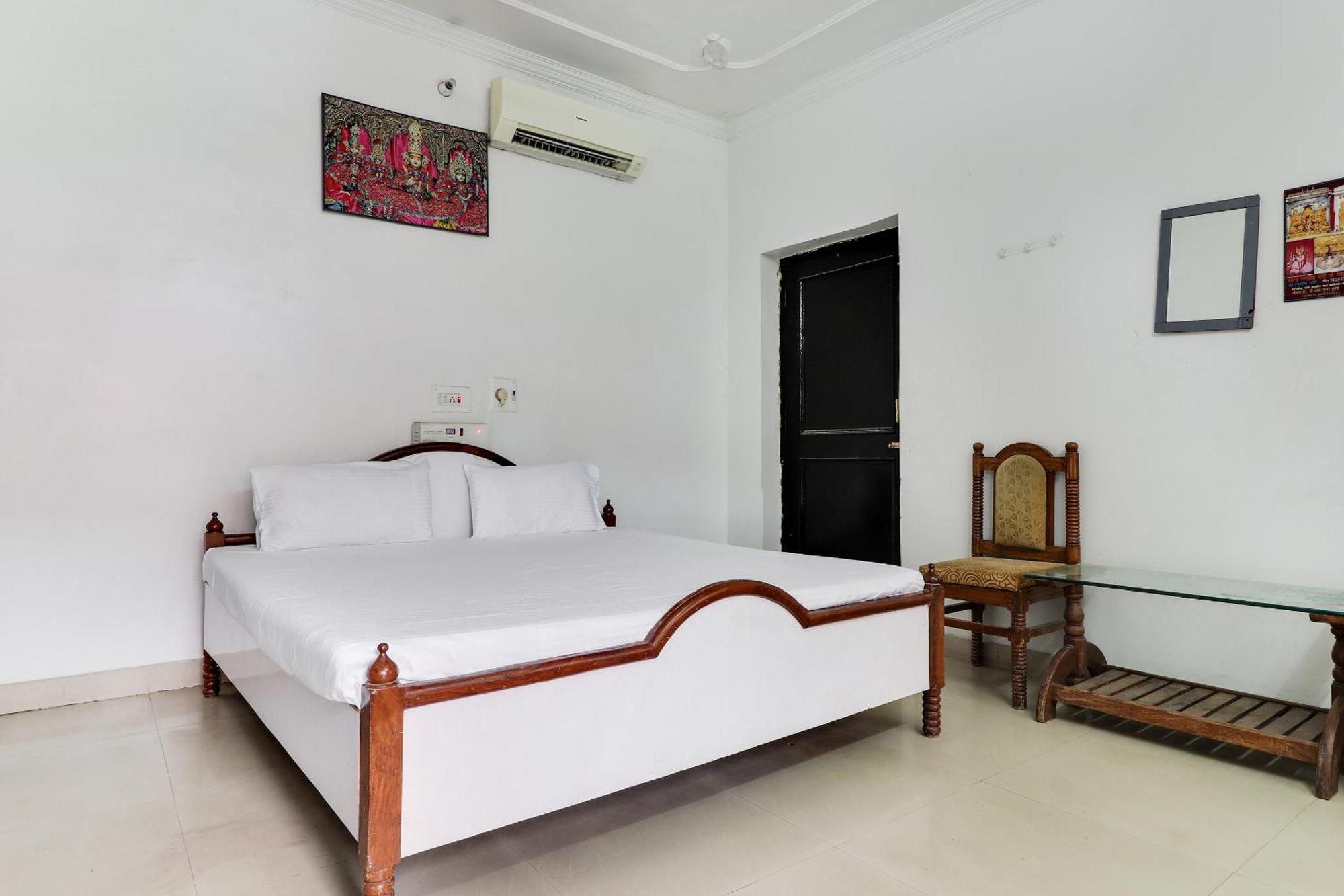 Hotel O Hanuman Bagh Ayodhya ภายนอก รูปภาพ